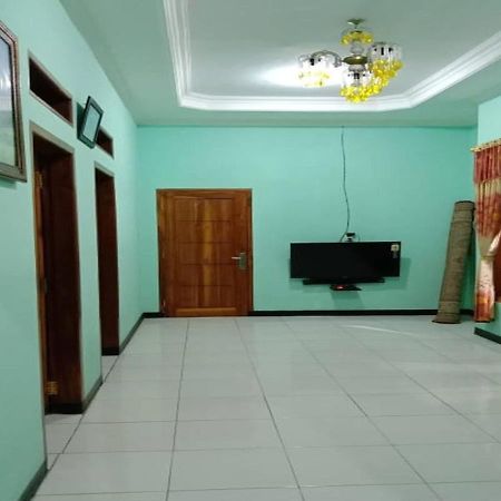 Villa Akbar Sawarna Buitenkant foto