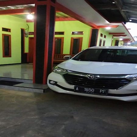 Villa Akbar Sawarna Buitenkant foto